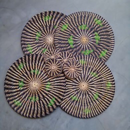 Round-rattan-placemat-wrapped-with-plastic
